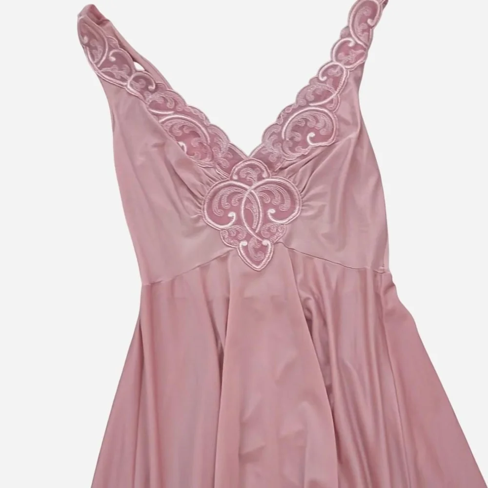 RARE Vintage Olga Lace Applique Nightgown (Medium) ‼️Open to Offers - Picture 5 of 9